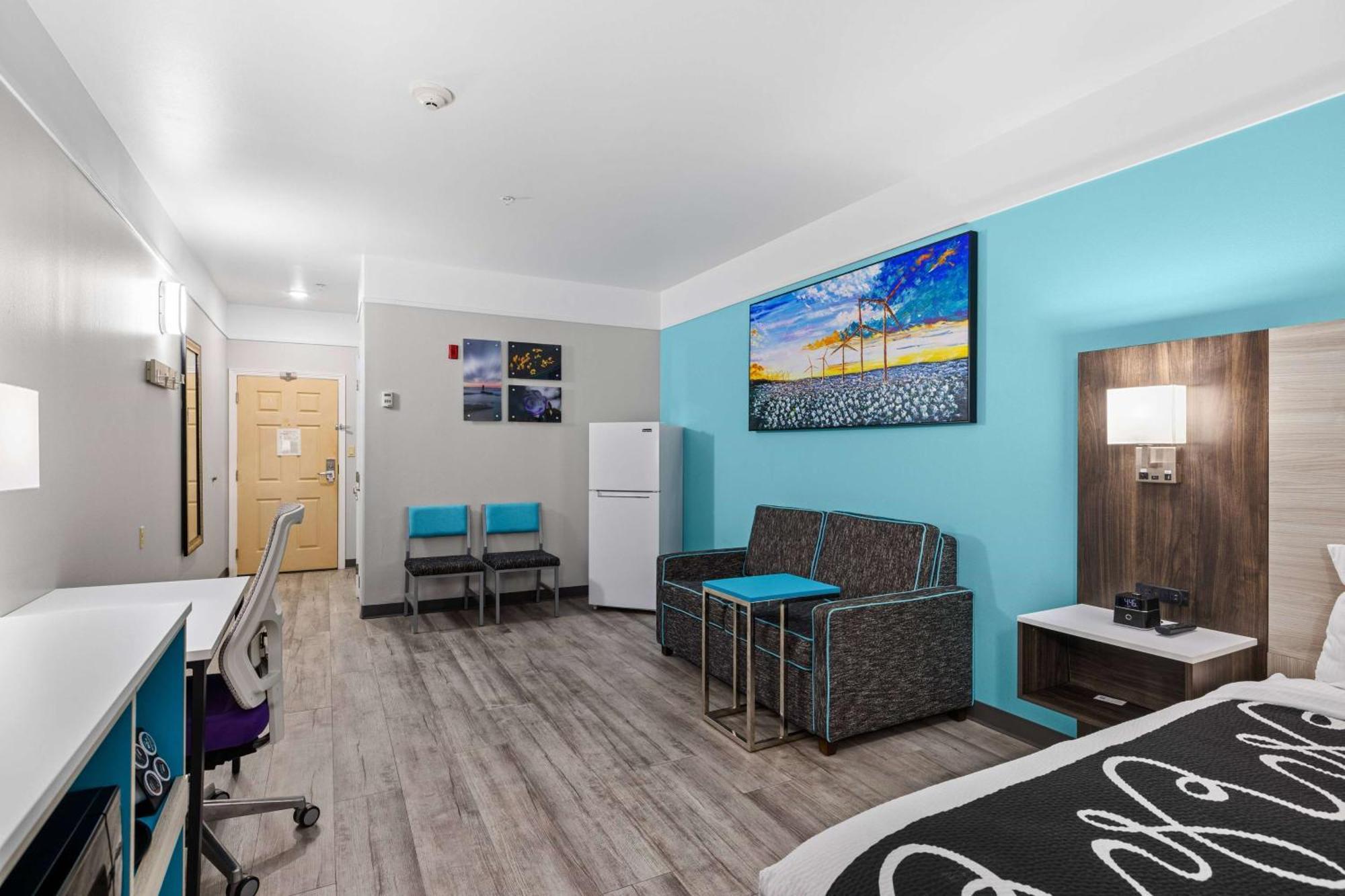 La Quinta Inn Suites By Wyndham Raymondville Harlingen Exterior photo